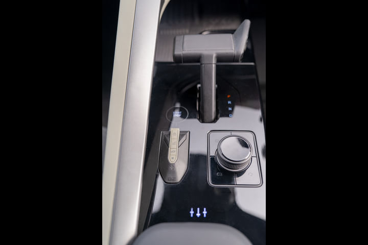 Mahindra BE 6 Gear Shifter/Gear Shifter Stalk