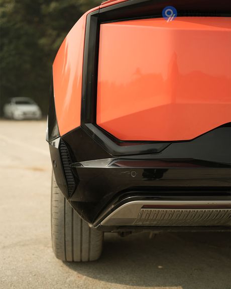 BE 6 Tail Light / Tail Lamp