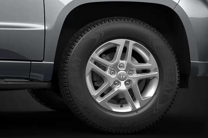 Mahindra Bolero Neo Plus Wheel