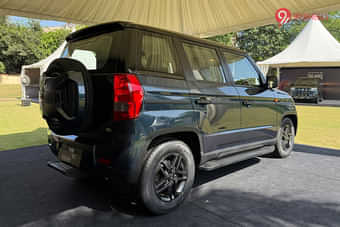 Mahindra Bolero Neo Plus Right Rear Three Quarter Mahindra Bolero Neo Plus Right Rear Three Quarter