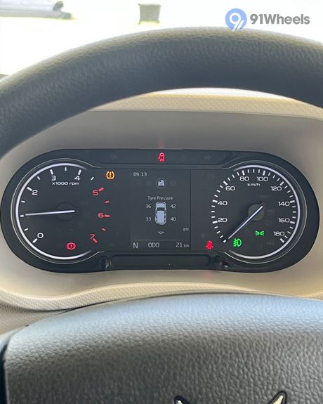 Bolero Neo Instrument Cluster