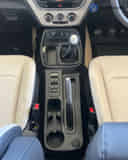 Centre Console / Centre Console Storage