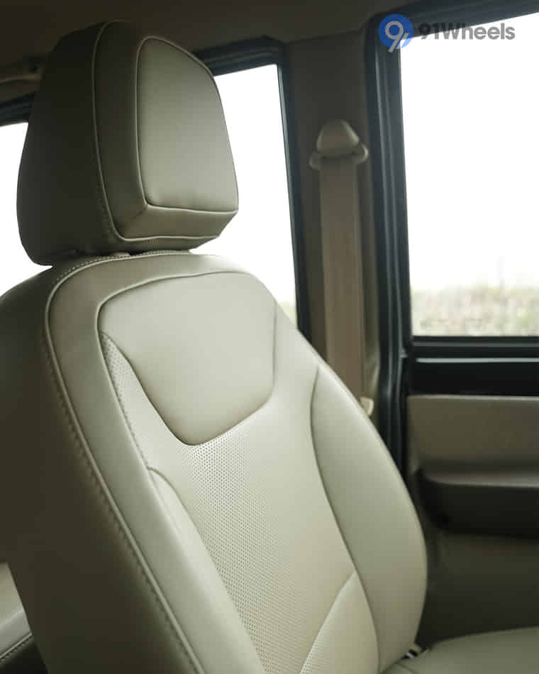 Seats & Cabin Comfort - 4