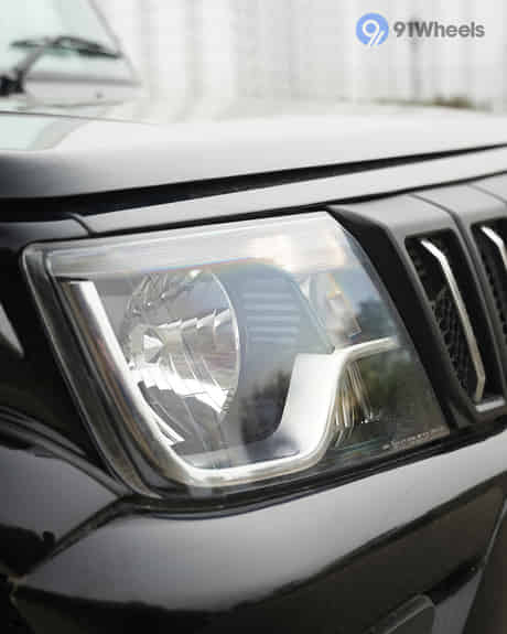 Bolero Headlight