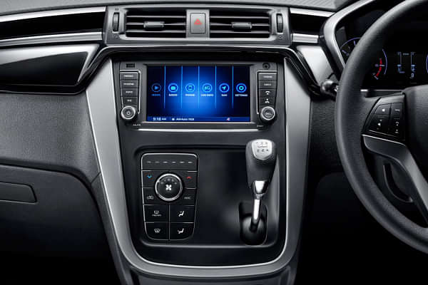 Mahindra KUV 100 NXT 2020-2023 Dashboard Switches