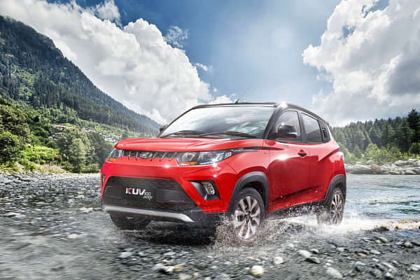 Mahindra KUV 100 NXT 2020-2023 Left Front Three Quarter