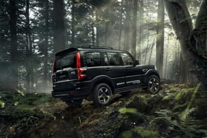 Mahindra Scorpio Classic Right Rear Three Quarter Mahindra Scorpio Classic Right Rear Three Quarter