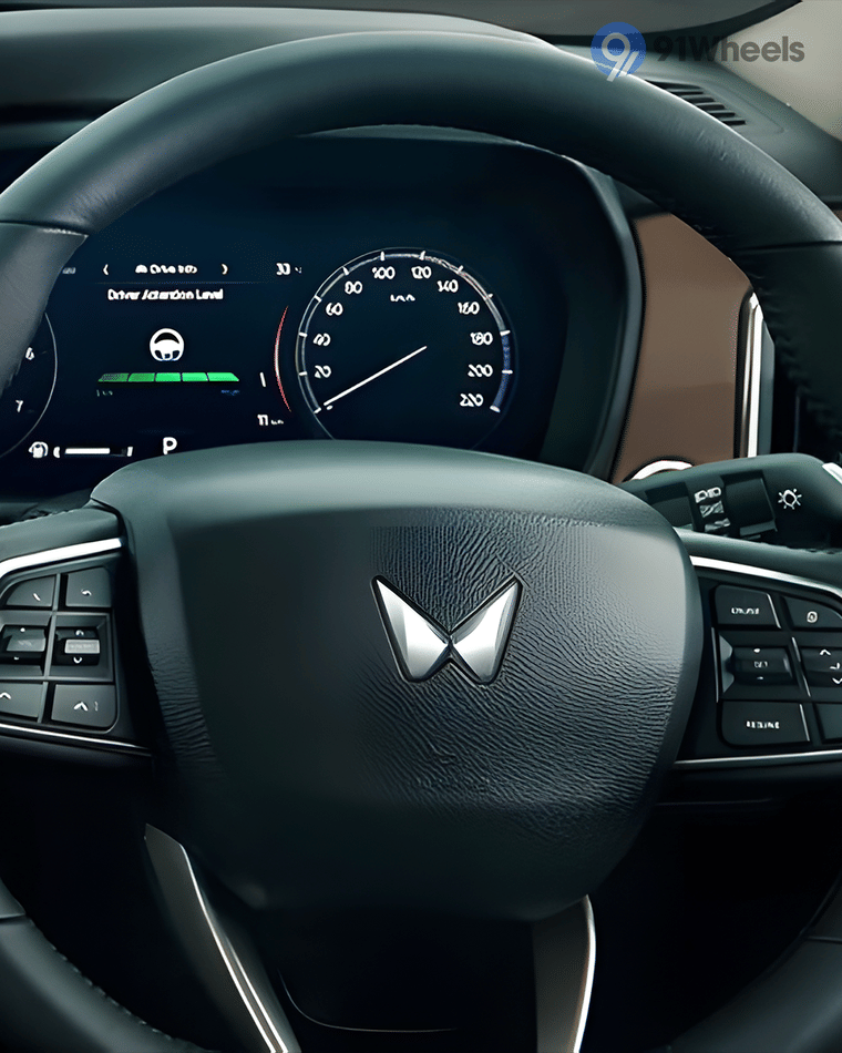 Dashboard & Front Cabin - 1