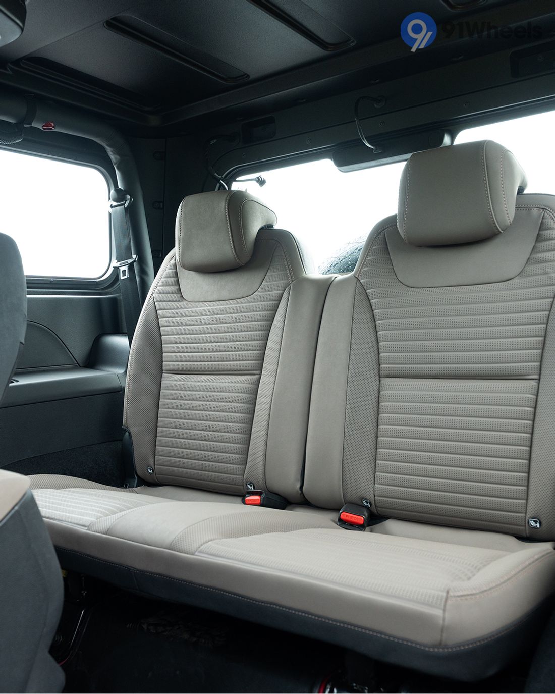 Rear Seats Rear Seats
