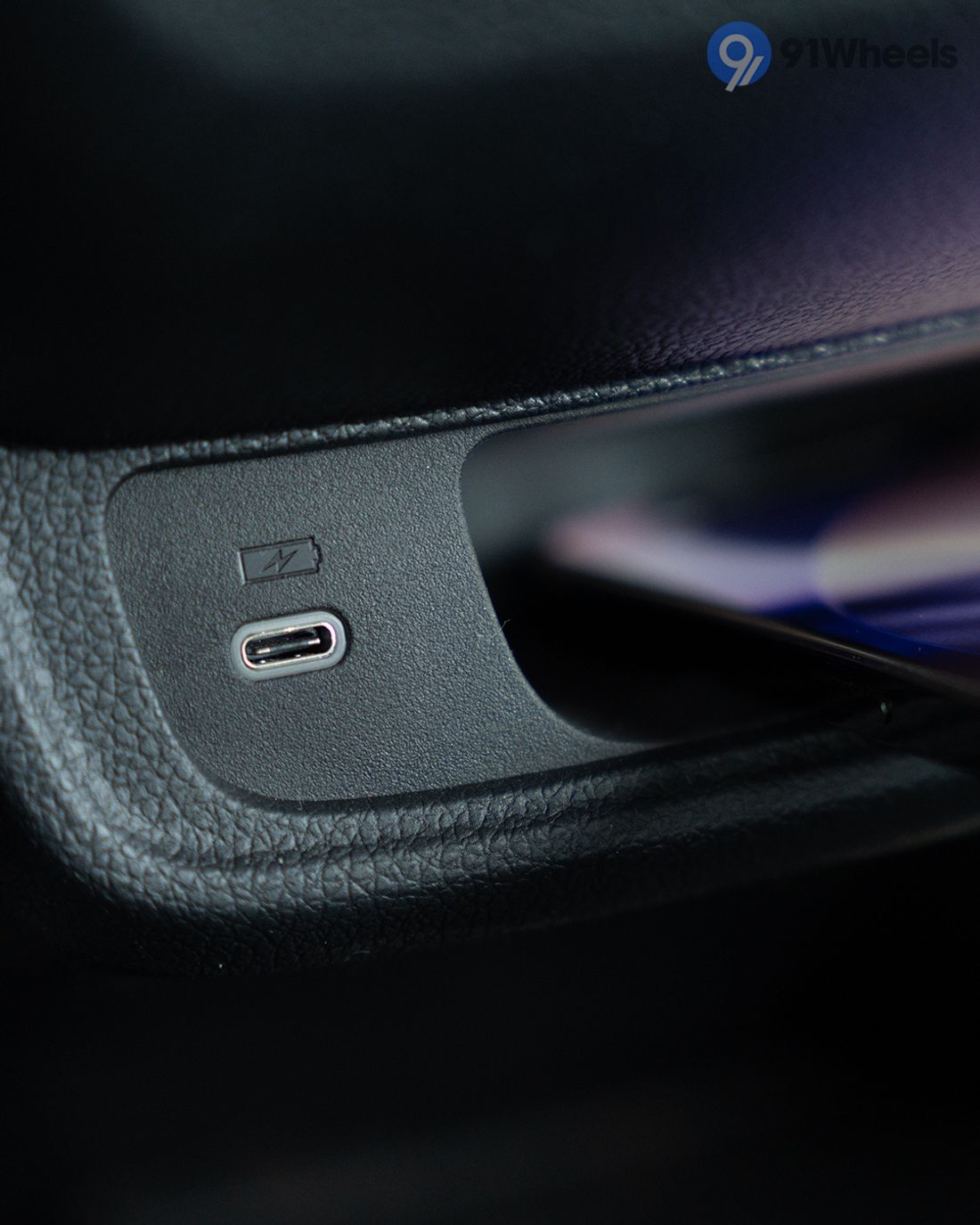 Rear Row Charging Point Rear Row Charging Point