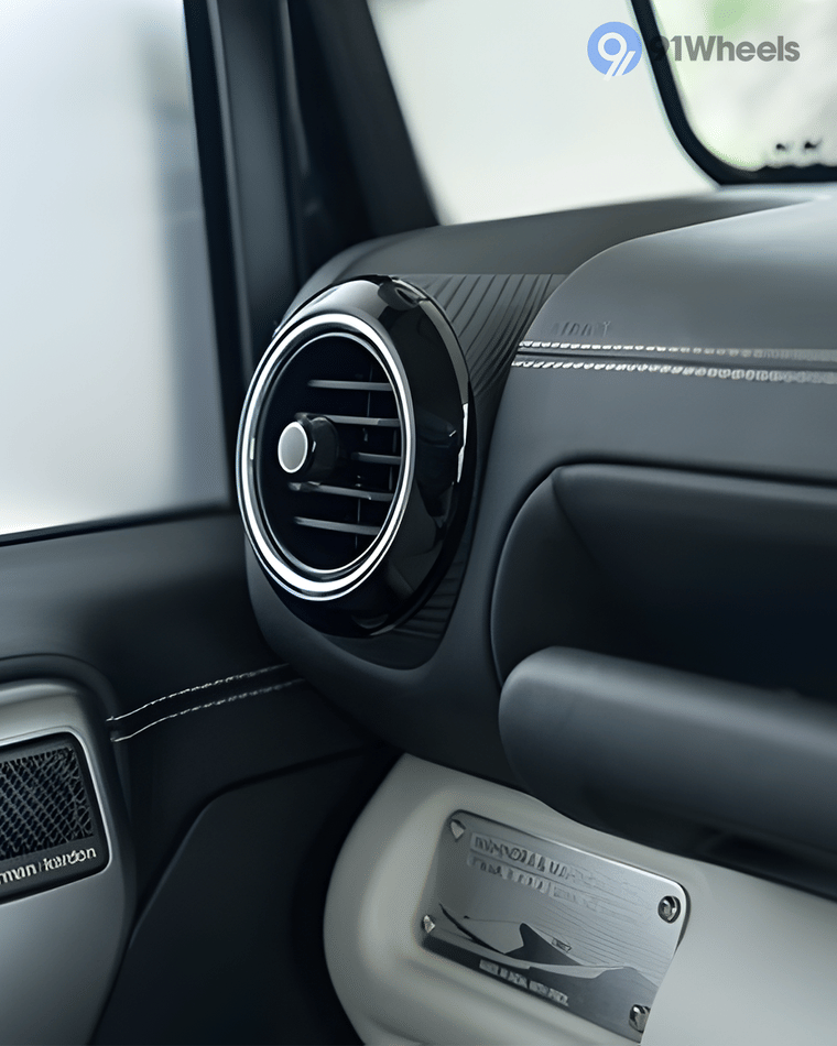 Dashboard & Front Cabin - 2