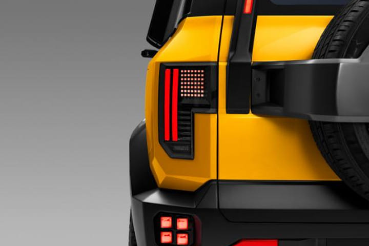 Mahindra Vision S Tail Light/Tail Lamp