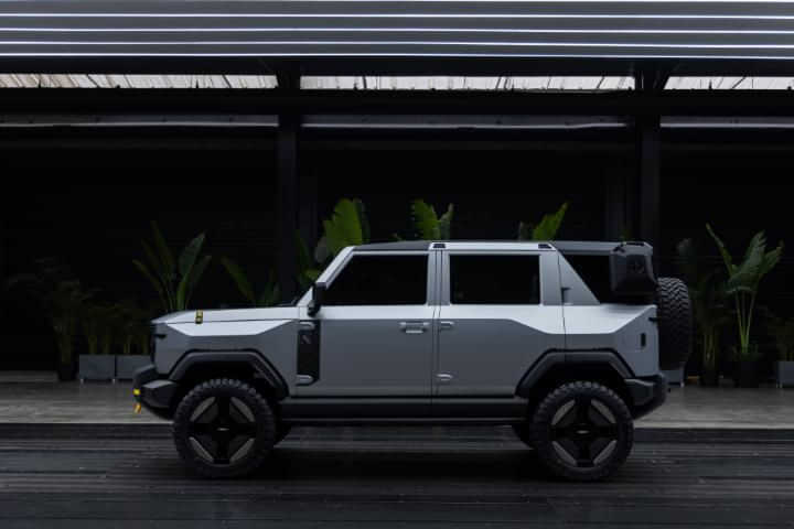 Mahindra Vision T Left Side View Mahindra Vision T Left Side View