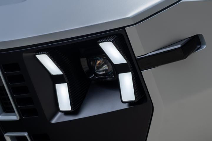 Mahindra Vision T Headlight