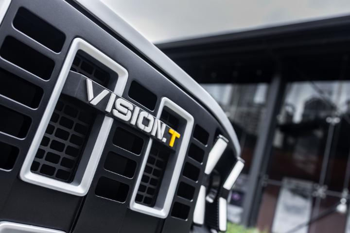 Mahindra Vision T Grille
