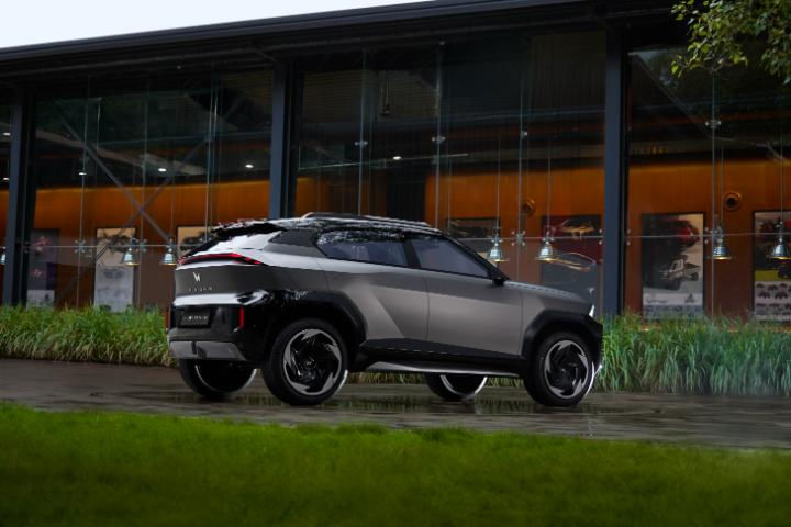 Mahindra Vision X Right Rear Three Quarter