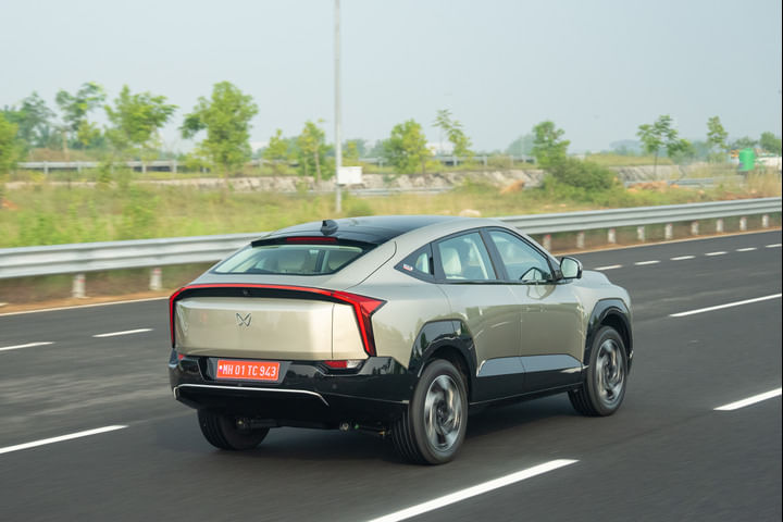 Mahindra XEV 9e Driving Shot
