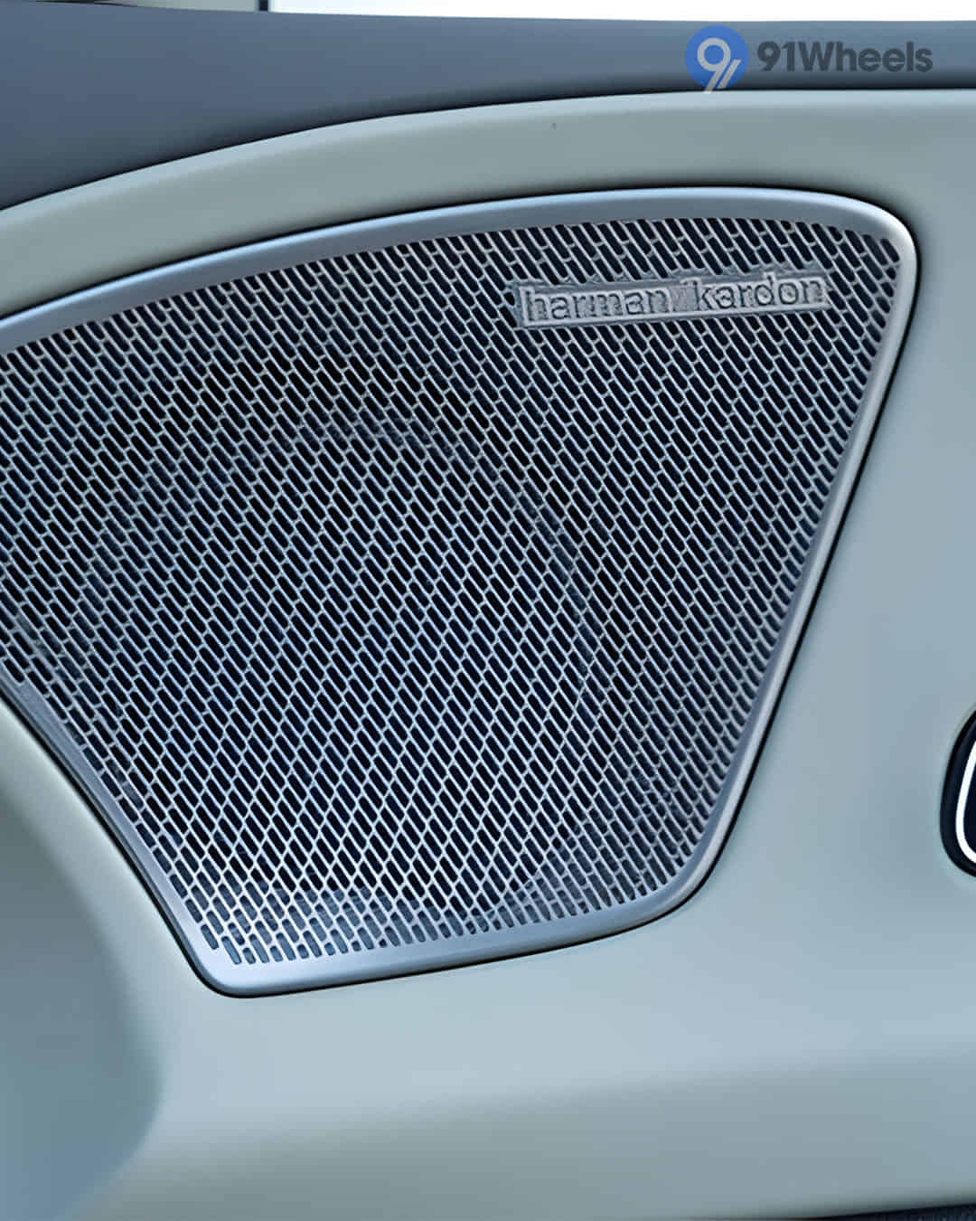 Rear Speakers