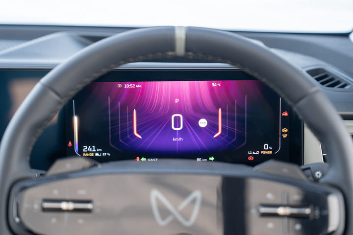 Mahindra XEV 9e Infotainment System