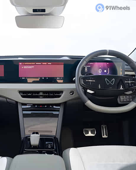 XEV 9e Dashboard