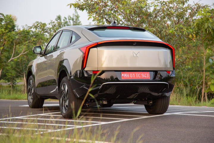 Mahindra XEV 9e Left Rear Three Quarter