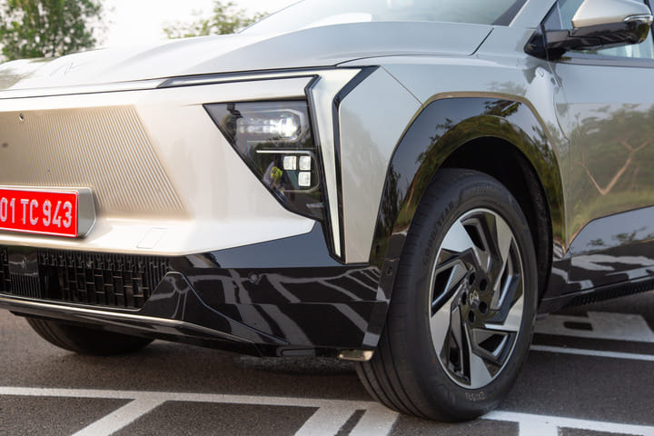 Mahindra XEV 9e Front Fender