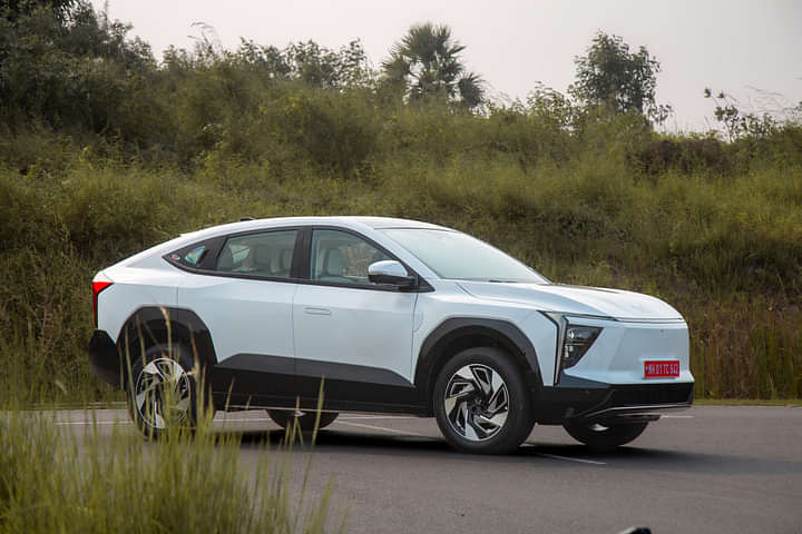 Mahindra XEV 9e Right Front Three Quarter