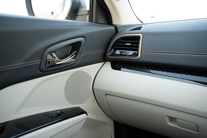 Mahindra XUV 3X0 EV Glove Box