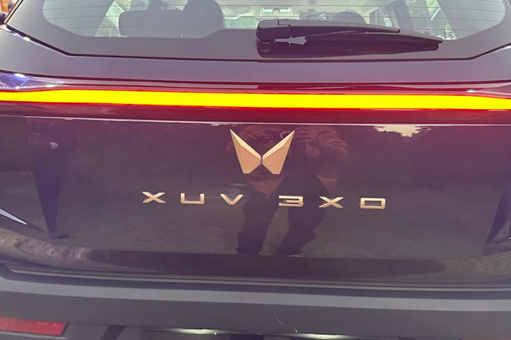 Mahindra XUV 3X0 EV Wipers