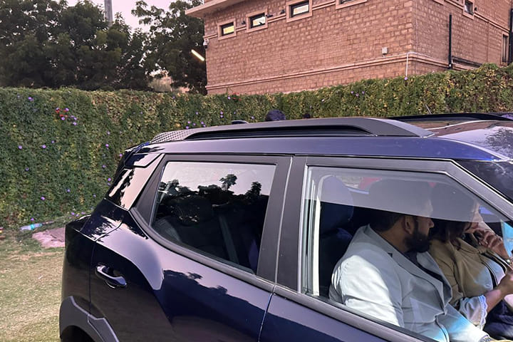 Mahindra XUV 3X0 EV Side Glass Housing