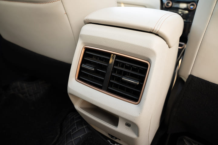 Mahindra XUV 3X0 EV Rear Row Air Vent