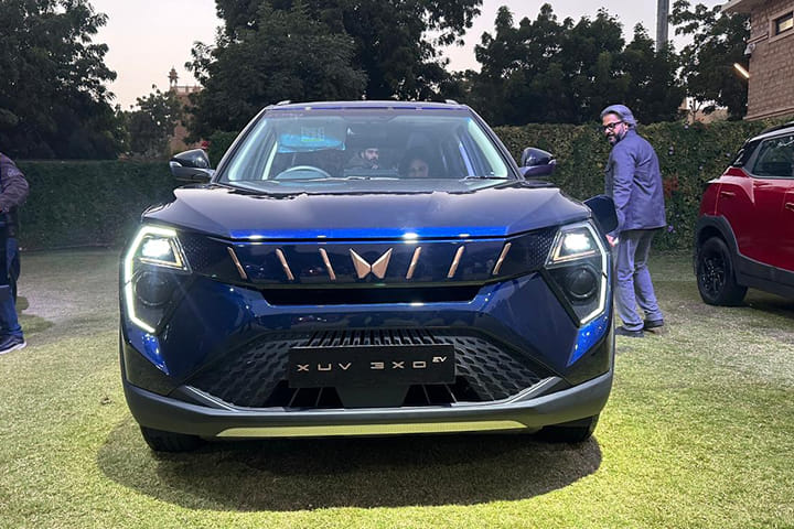 Mahindra XUV 3X0 EV Front Bumper