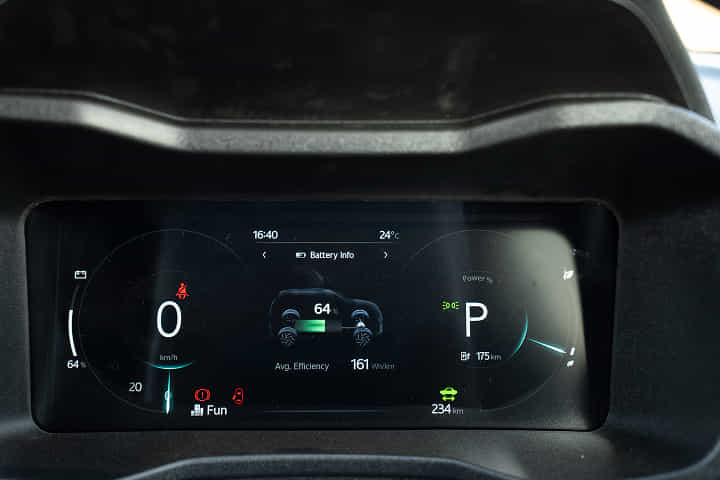 Mahindra XUV 3X0 EV Instrument Cluster Mahindra XUV 3X0 EV Instrument Cluster