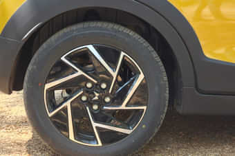 Mahindra XUV 3X0 Wheel Mahindra XUV 3X0 Wheel