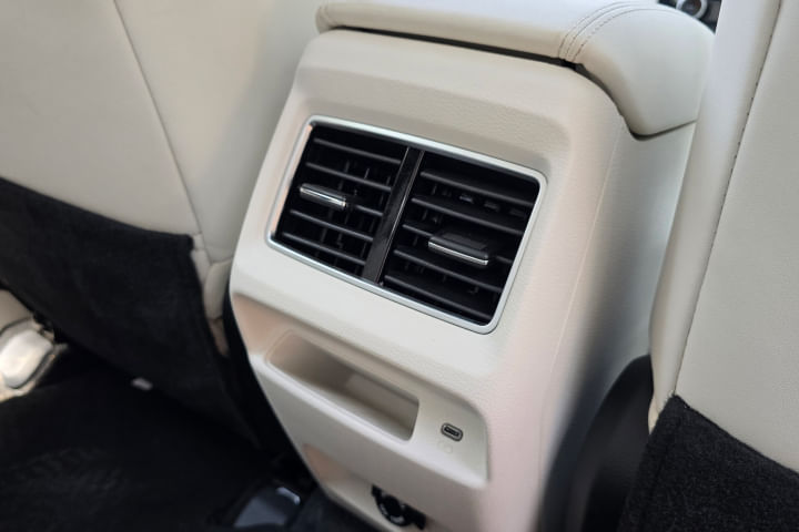 Mahindra XUV 3X0 Rear Row Air Vent