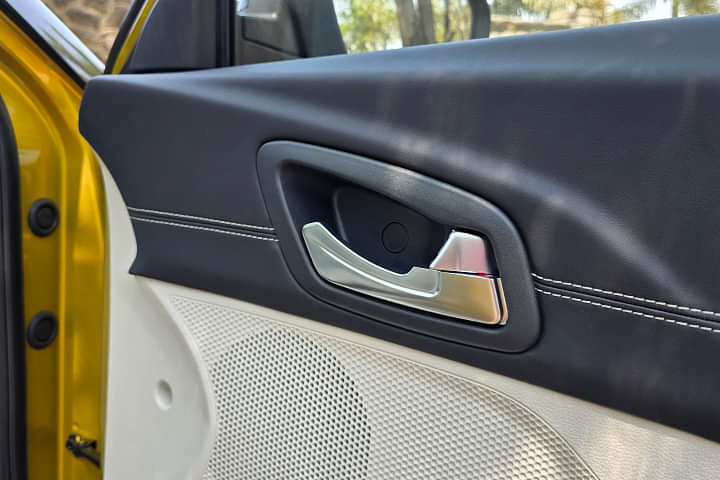 Mahindra XUV 3X0 Rear Door Handle