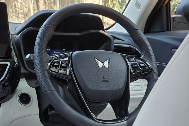 Mahindra XUV 3X0 Steering Wheel
