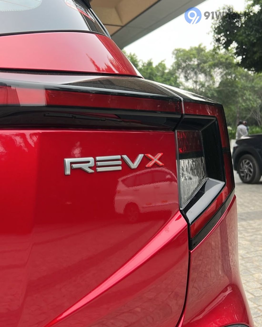 XUV 3XO image XUV 3XO image
