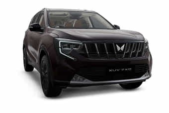 Mahindra XUV 7X0 Right Front Three Quarter
