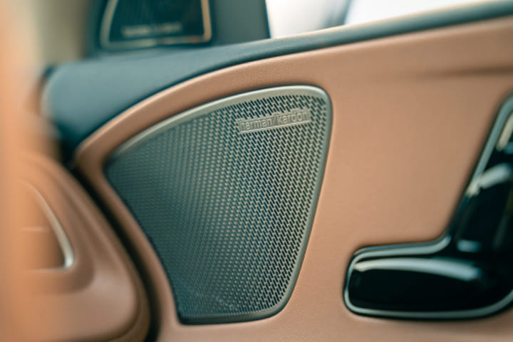 Mahindra XUV 7X0 Front Speakers