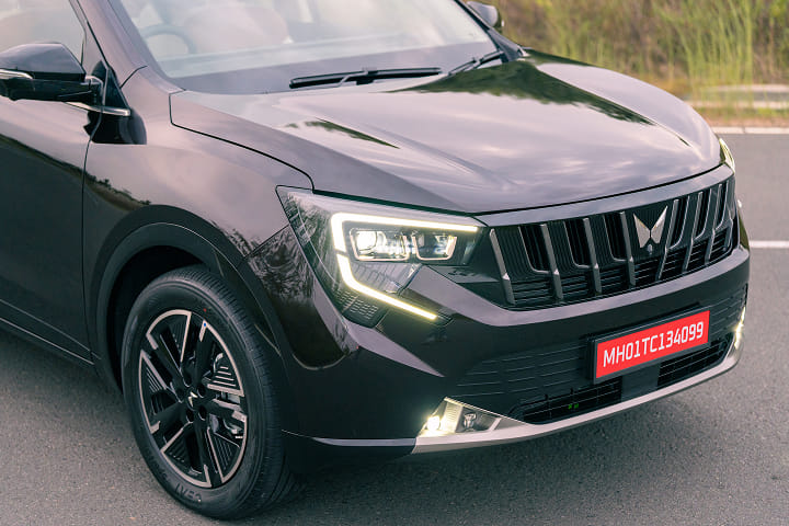Mahindra XUV 7X0 Closed Hood/Bonnet
