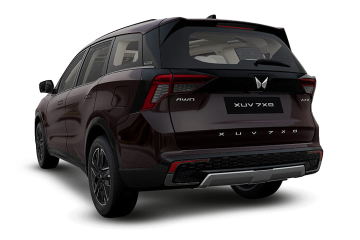 Mahindra XUV 7X0 Left Rear Three Quarter