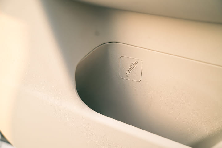 Mahindra XUV 7X0 Rear Door Pocket