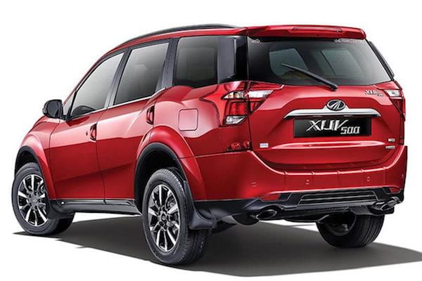 Mahindra XUV500 2020-2021 Rear Profile