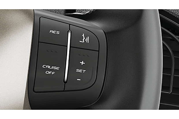 Mahindra XUV500 Steering Controls