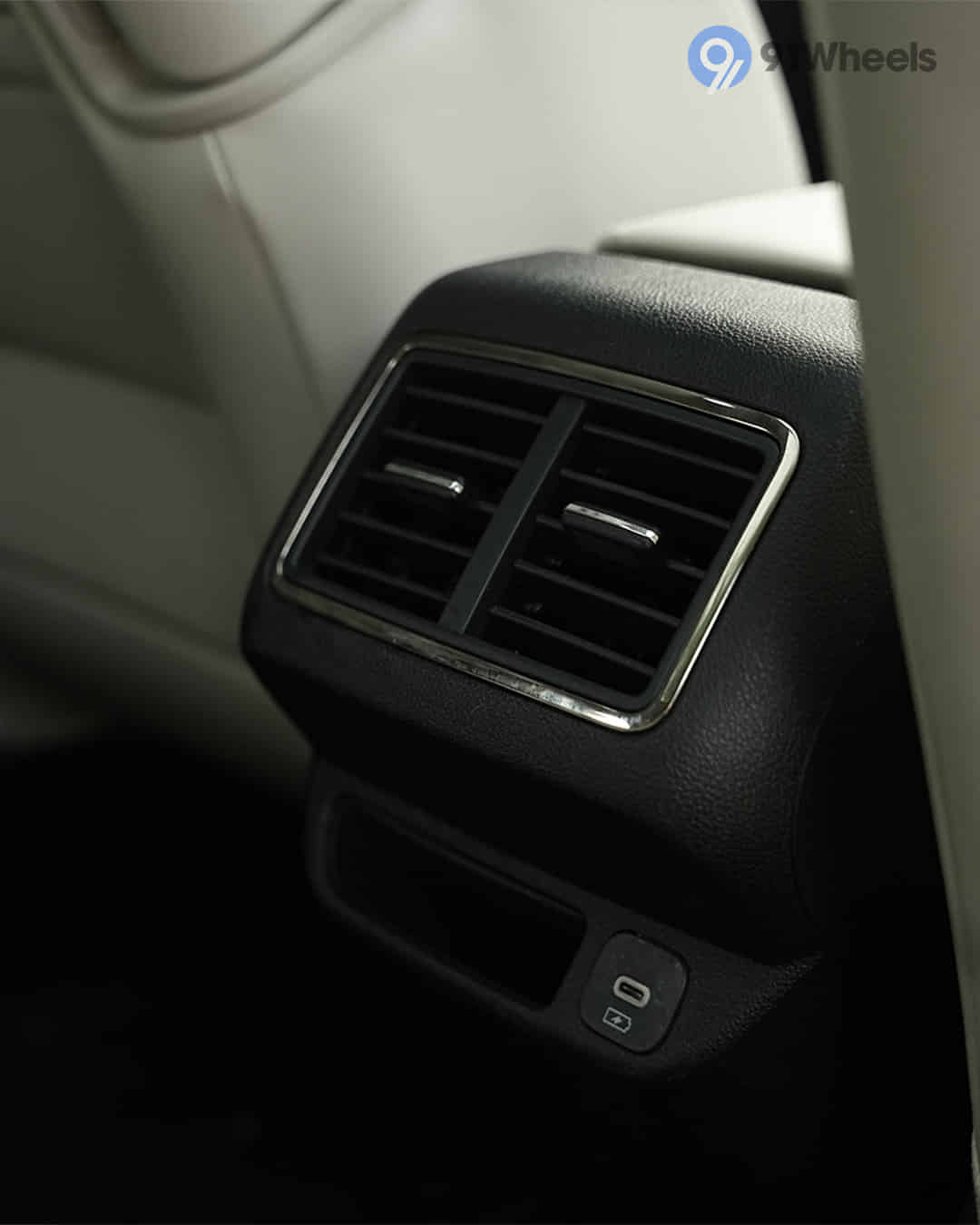 Rear Row Air Vents
