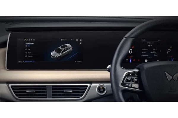 Mahindra XUV700 Front Centre Air Vents