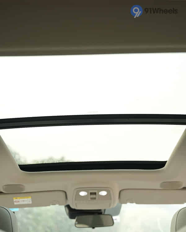 XUV700 2021-2026 image