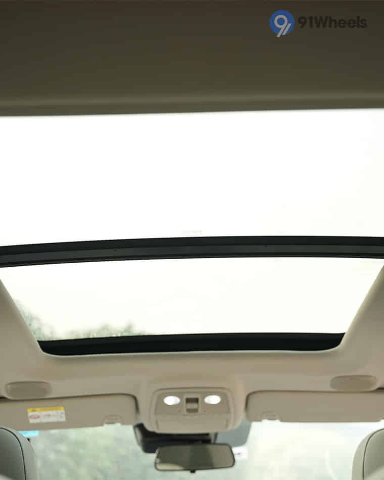 Seats & Cabin Comfort - 5