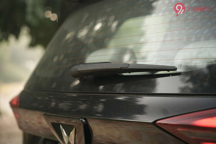 Mahindra XUV 700 Wipers